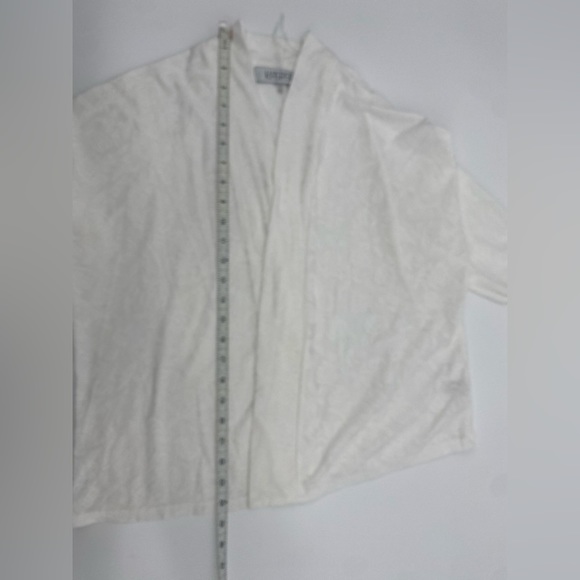 Kasper Women's Size L
Open Front With Roses Detail Skin Jacket/cardigan - Picture 4 of 7